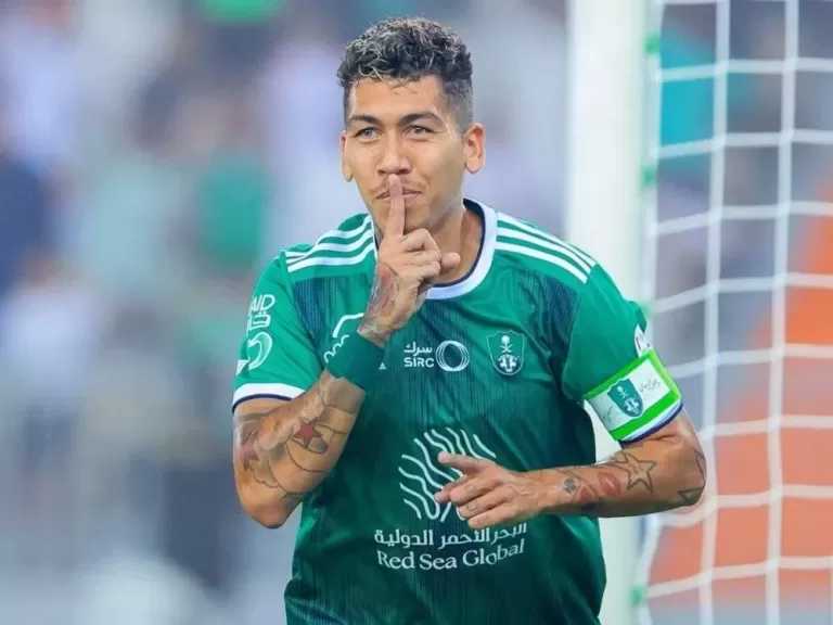 تقارير إيطالية.. فيرمينو على أعتاب الرحيل عن صفوف الأهلي السعودي