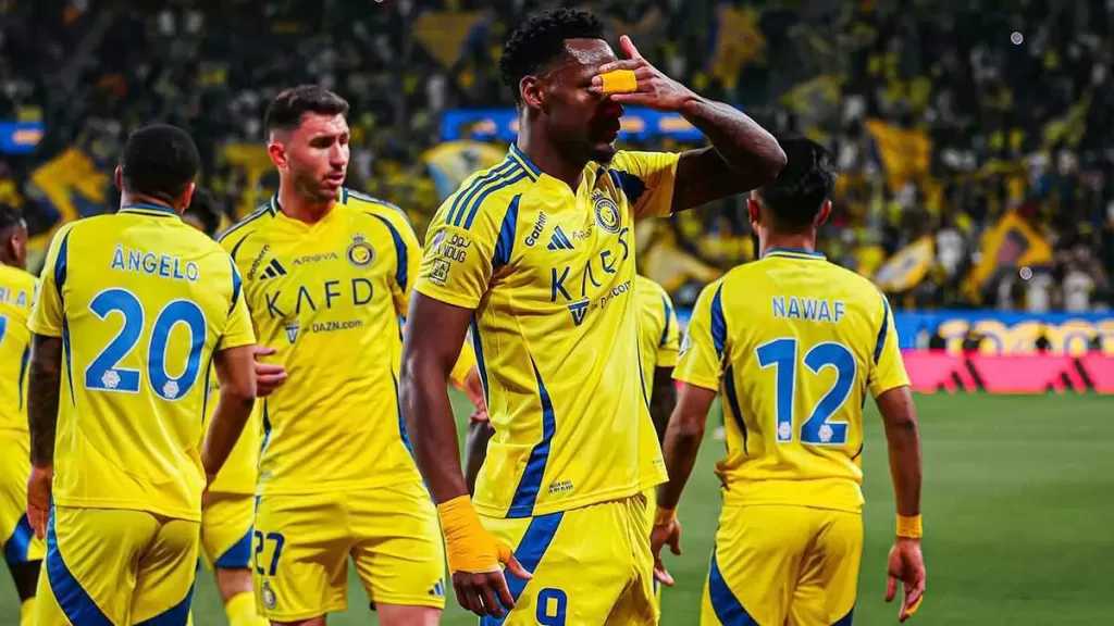 لبحث تجديد التعاقد.. النصر يستعد لعقد اجتماع حاسم مع علي لاجامي