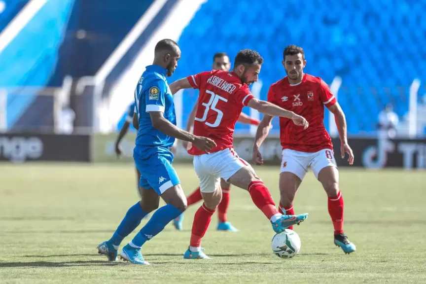 جماهير الأهلي تزحف نحو القاهرة: 30 ألف مشجع في قمة الهلال بدوري الأبطال!