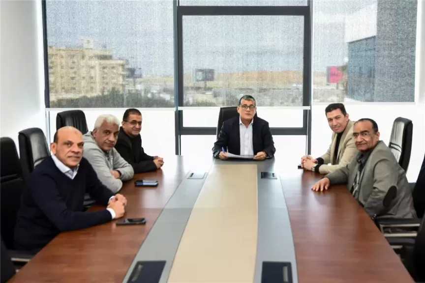 تحت إشراف ”أوسكار رويز”.. تحضيرات معسكر حكام الدوري الممتاز
