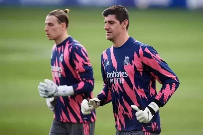 ريال مدريد يفاجئ الجميع.. حارس شاب يأخذ فرصته في حراسة المرمى أمام فالنسيا