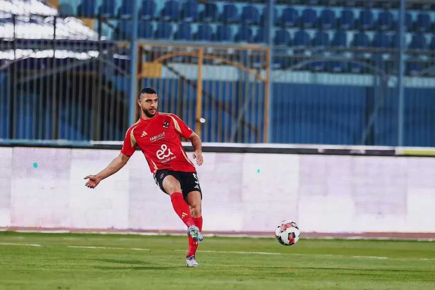 إعلامي: الأهلي يقترب من حسم ملف ربيعة.. ويبحث عن ظهير أيسر محلي