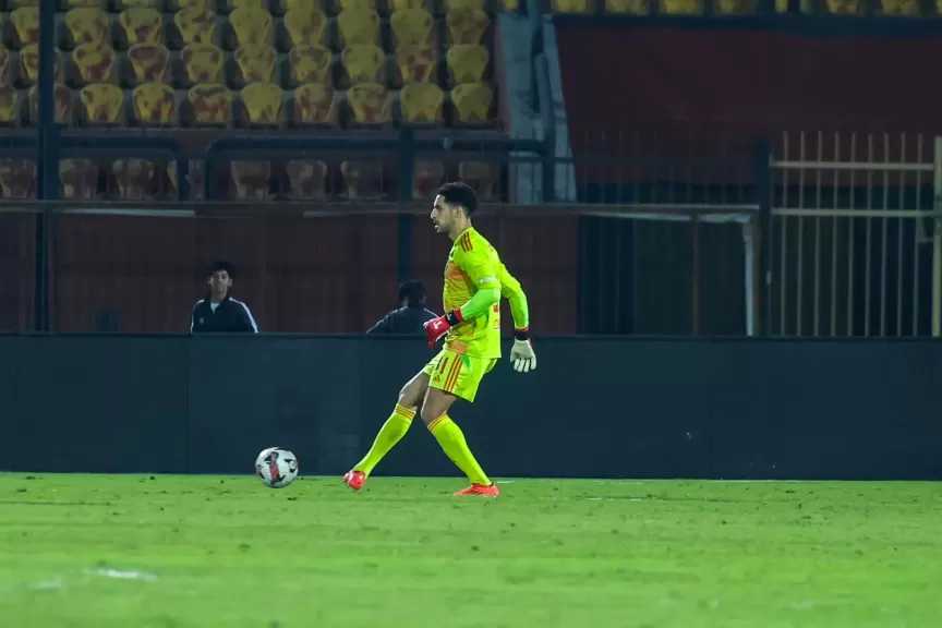 التفاصيل الكاملة لعرض فالنسيا الأسباني لضم مصطفى شوبير